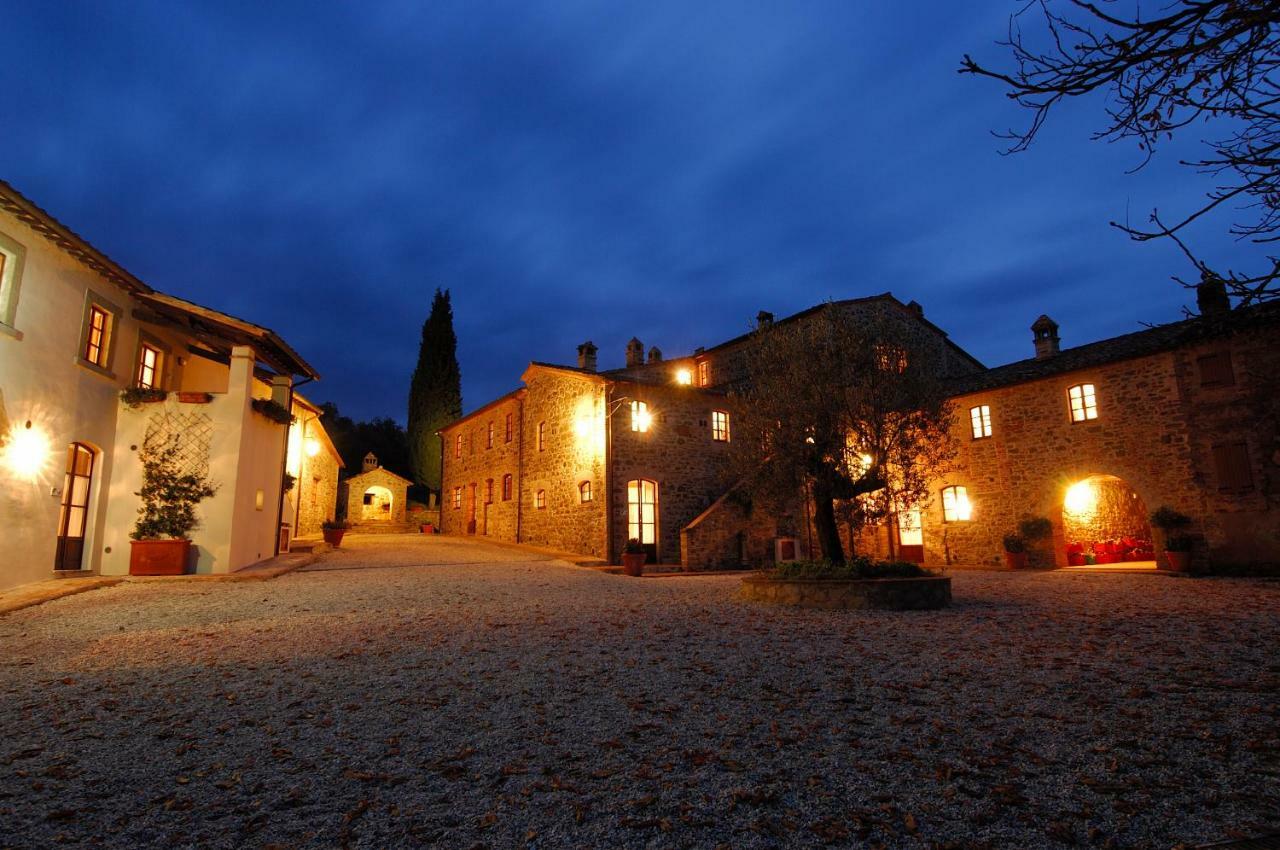 Relais Borgo Torale Hotel Passignano sul Trasimeno Bagian luar foto