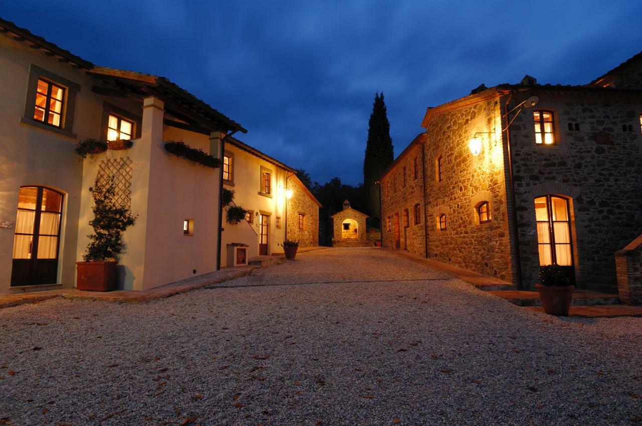 Relais Borgo Torale Hotel Passignano sul Trasimeno Bagian luar foto