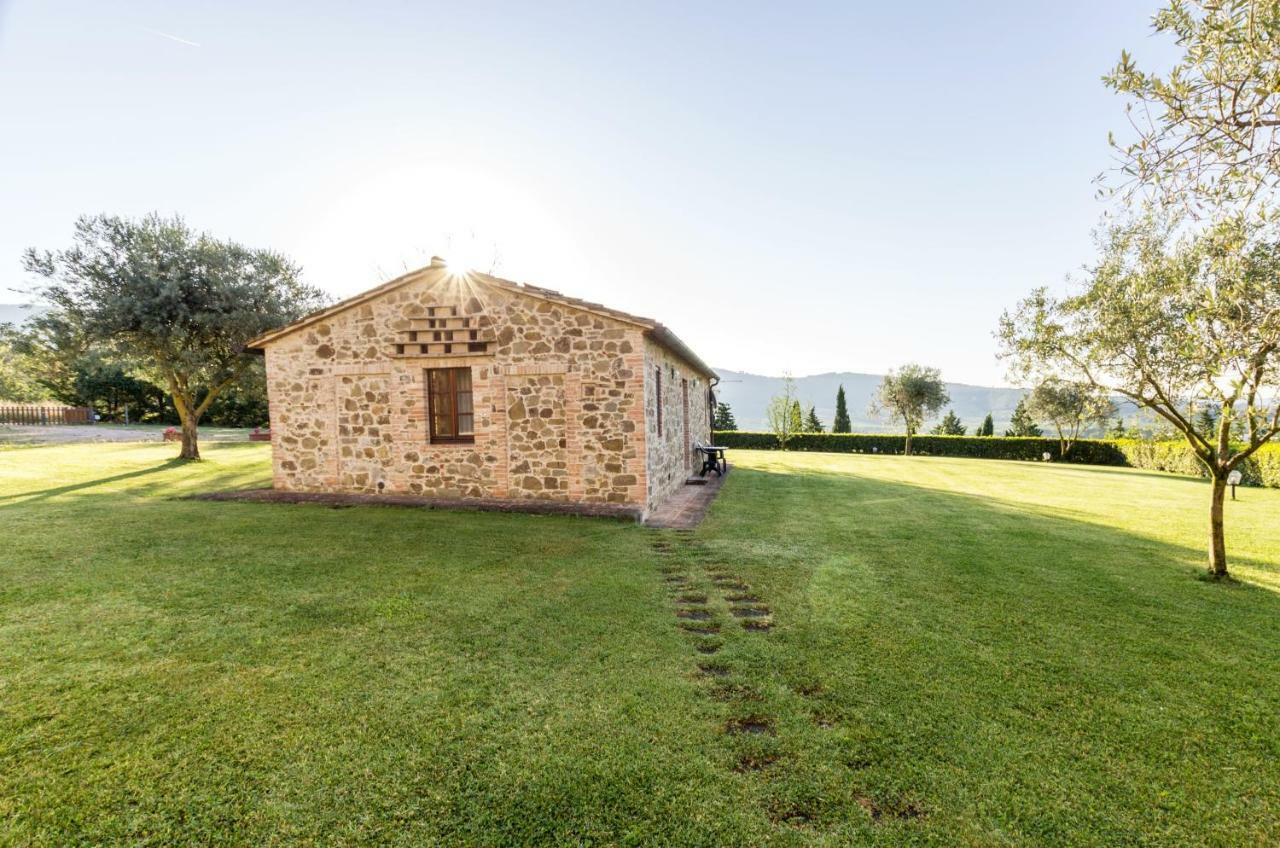 Relais Borgo Torale Hotel Passignano sul Trasimeno Bagian luar foto