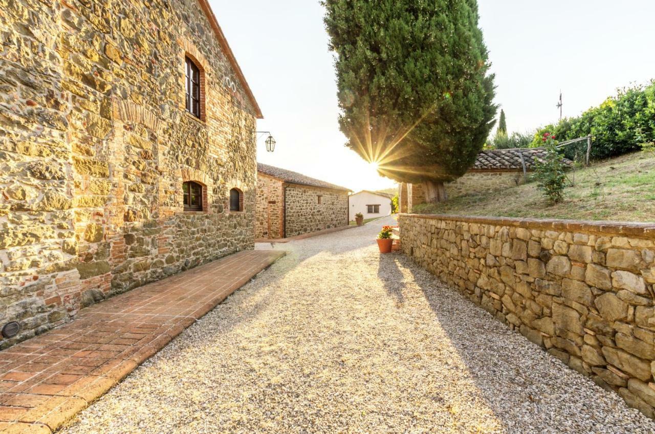 Relais Borgo Torale Hotel Passignano sul Trasimeno Bagian luar foto