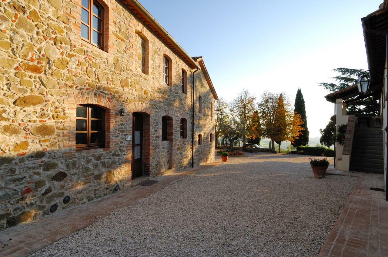 Relais Borgo Torale Hotel Passignano sul Trasimeno Bagian luar foto