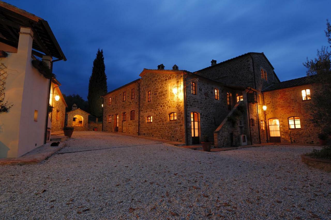Relais Borgo Torale Hotel Passignano sul Trasimeno Bagian luar foto