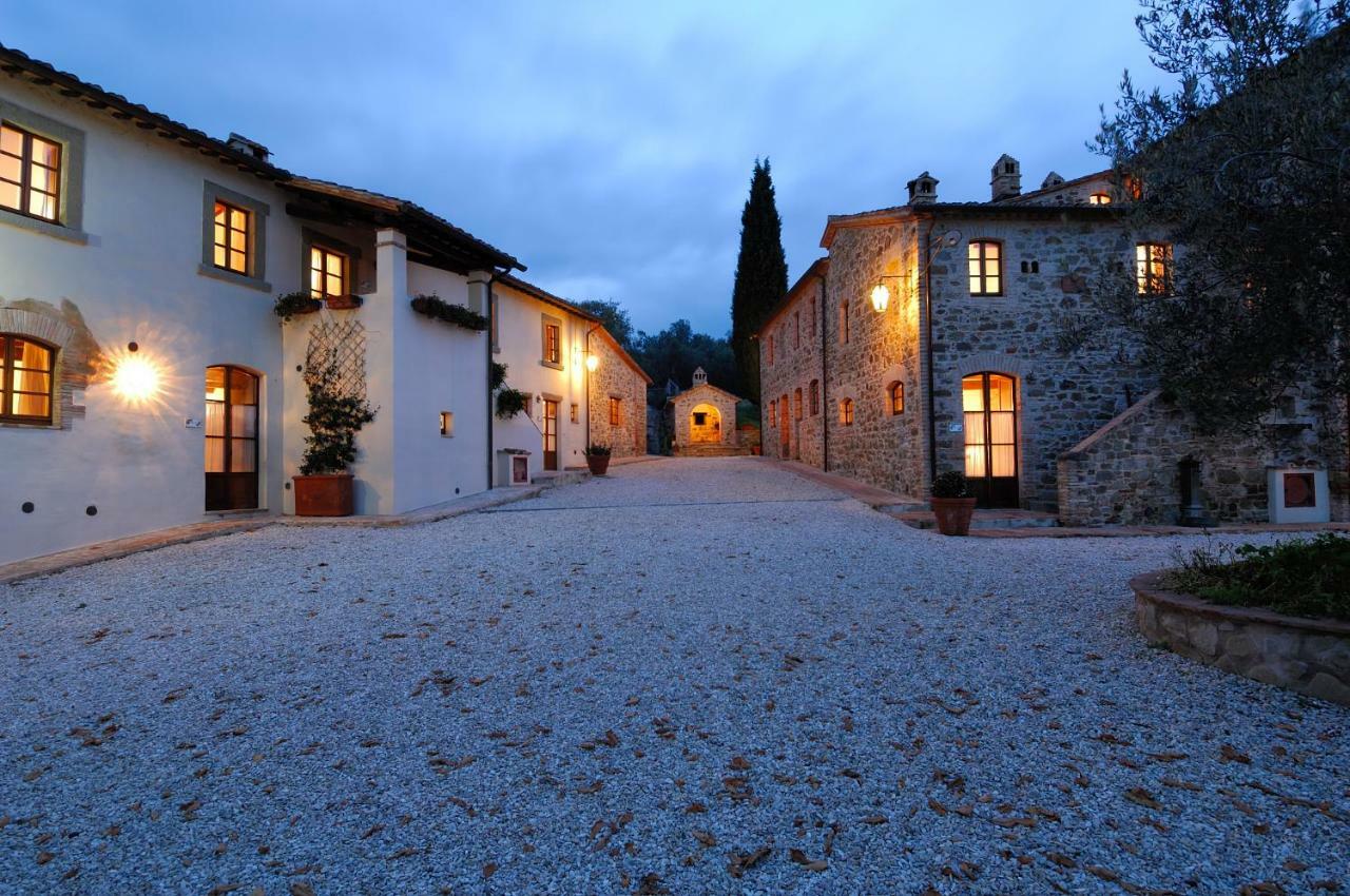 Relais Borgo Torale Hotel Passignano sul Trasimeno Bagian luar foto