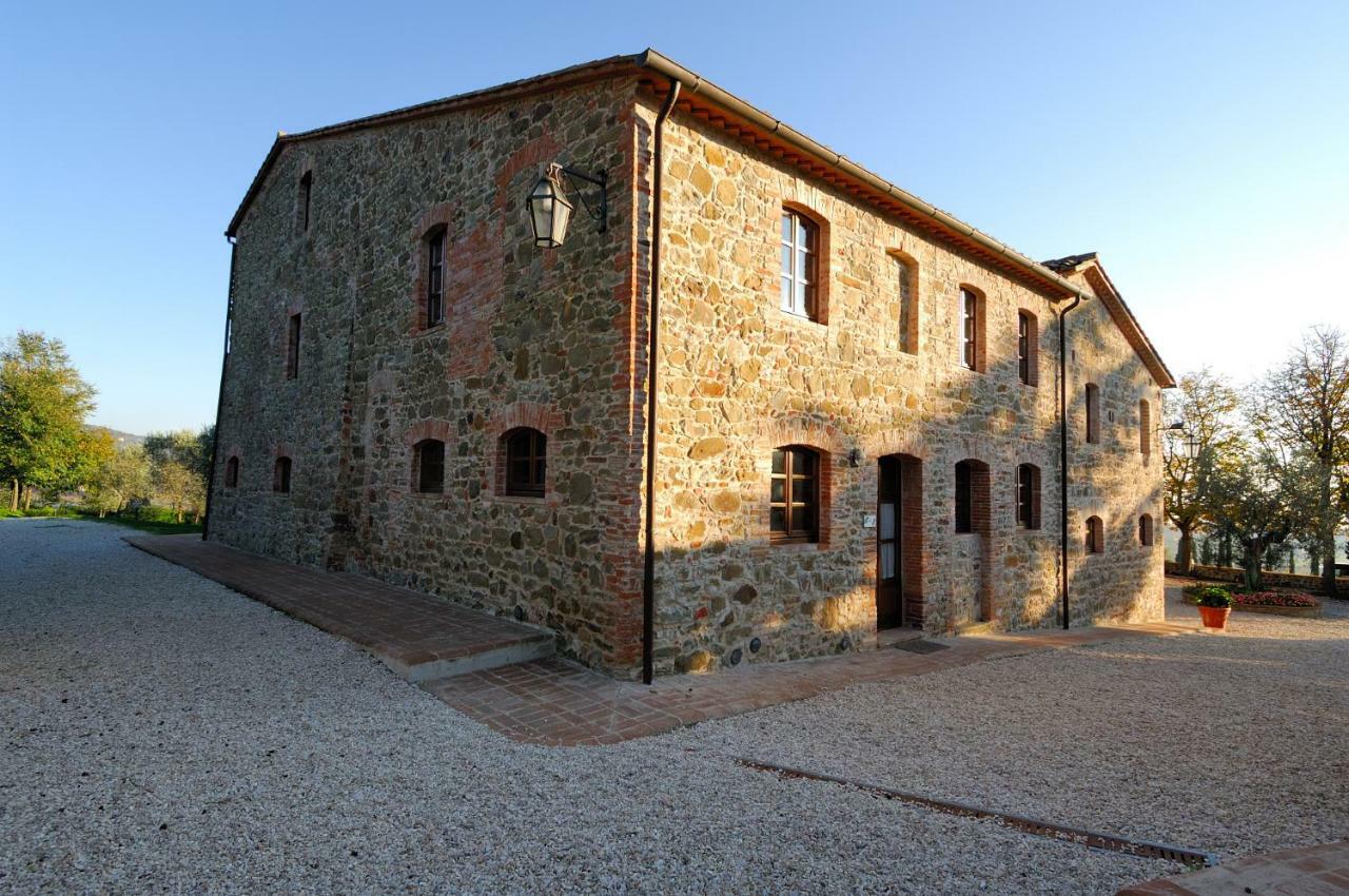 Relais Borgo Torale Hotel Passignano sul Trasimeno Bagian luar foto