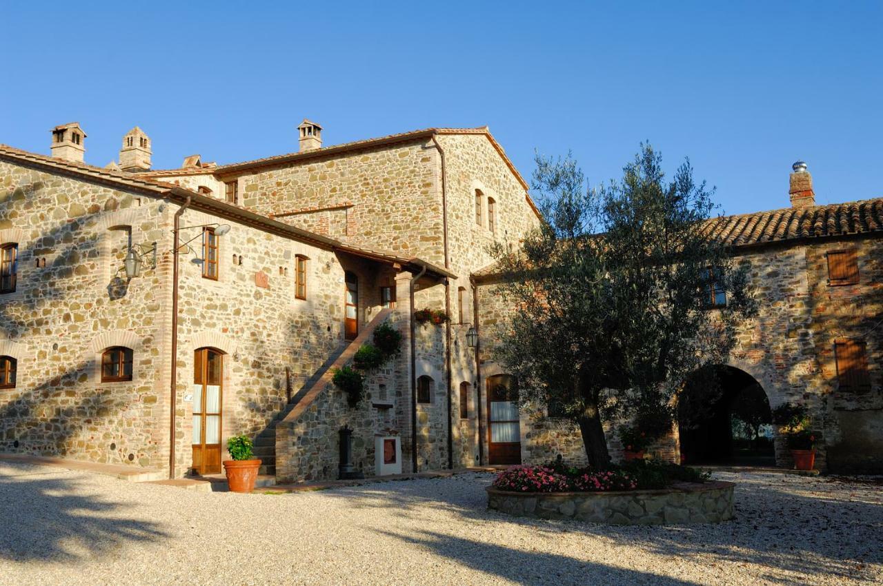 Relais Borgo Torale Hotel Passignano sul Trasimeno Bagian luar foto
